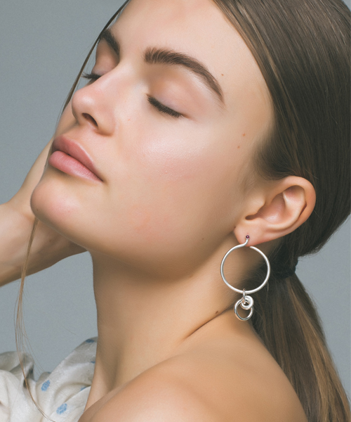 Cercei rotunzi din argint cu pietre